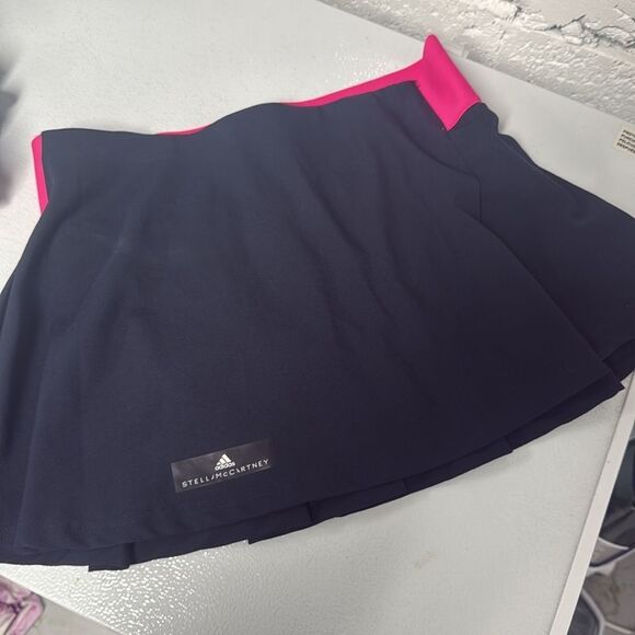 Pink and Navy Women's Tennis Skirt ADIDAS Stella McCartney w Built in Shorts - Picture 1 of 3